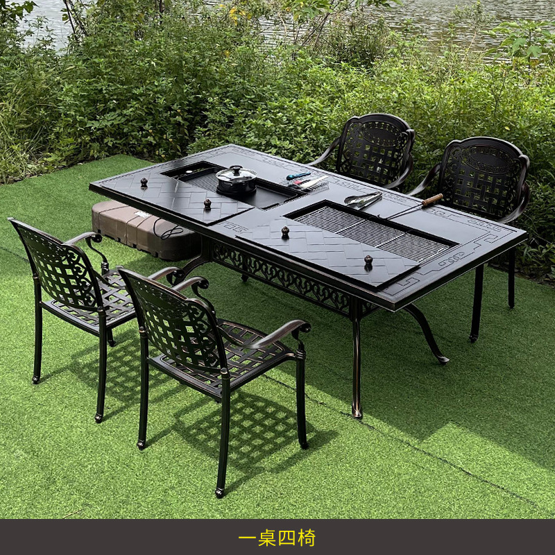 Outdoor Furniture Table And Chairs - Set di mobili da giardino in