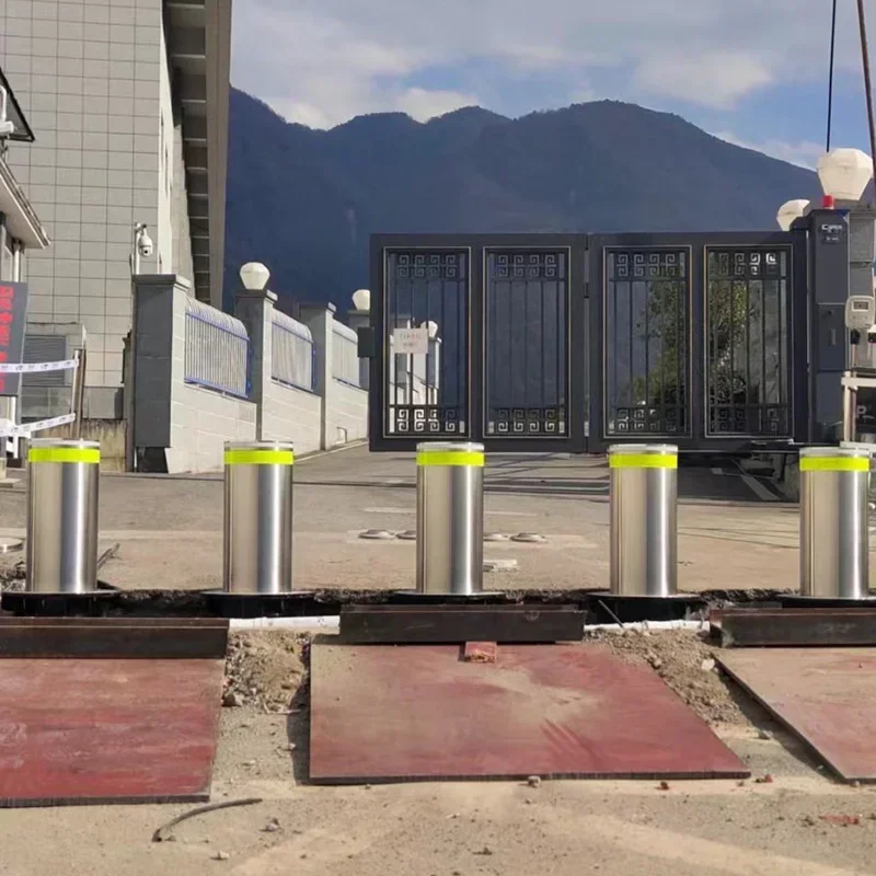 Dissuasori Automatici a Scompa - Outdoor Furniture Supplier recensione e prezzo