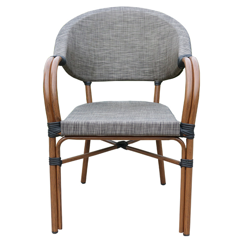 Set Moderno di Tavolo e Sedie  - Outdoor Furniture Table And Chairs recensione e prezzo